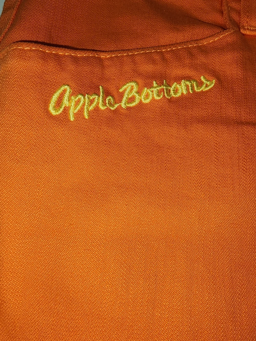 Apple Bottoms Orange Capri with Script Logo Size 8 Y2K Festive Vib - Picture 5 of 8